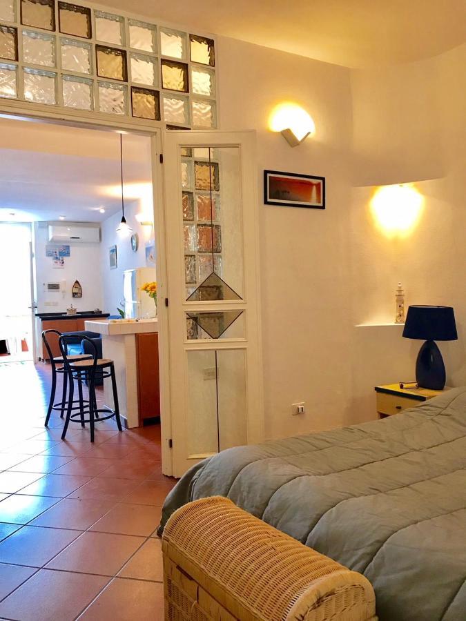 Ponza Holiday Homes - Porto エクステリア 写真